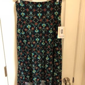NWT LuLaRoe Small Azure skirt